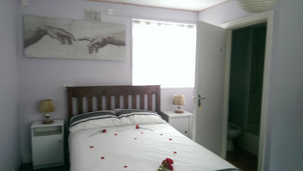 Evergreen House Youghal Room photo
